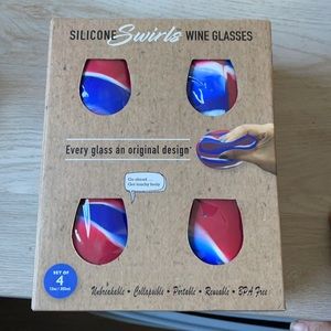 BRAND NEW SILICONE SWIRLS WINE GLASSES